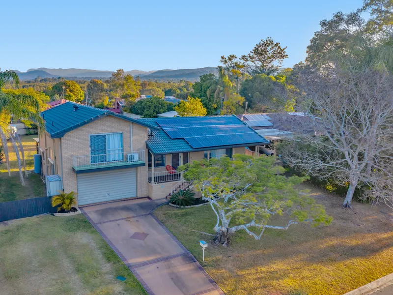 Great Family Rental Home with Dual Living. Available For Secure Long Term Rental Park your Caravan or Boat