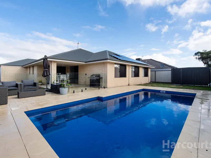 Stylish Home with Fabulous Pool