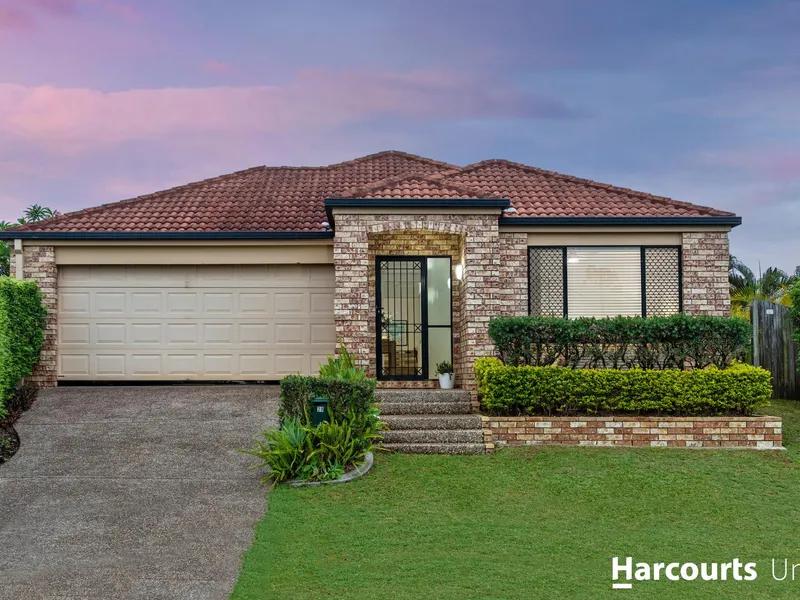 Vacant and Ready to Go!!