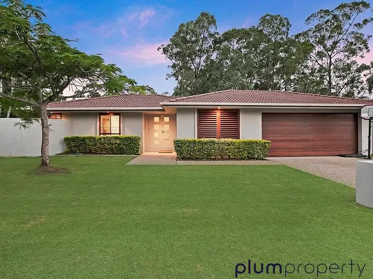 Beautiful Spacious Family Home - an Entertainer's Delight!