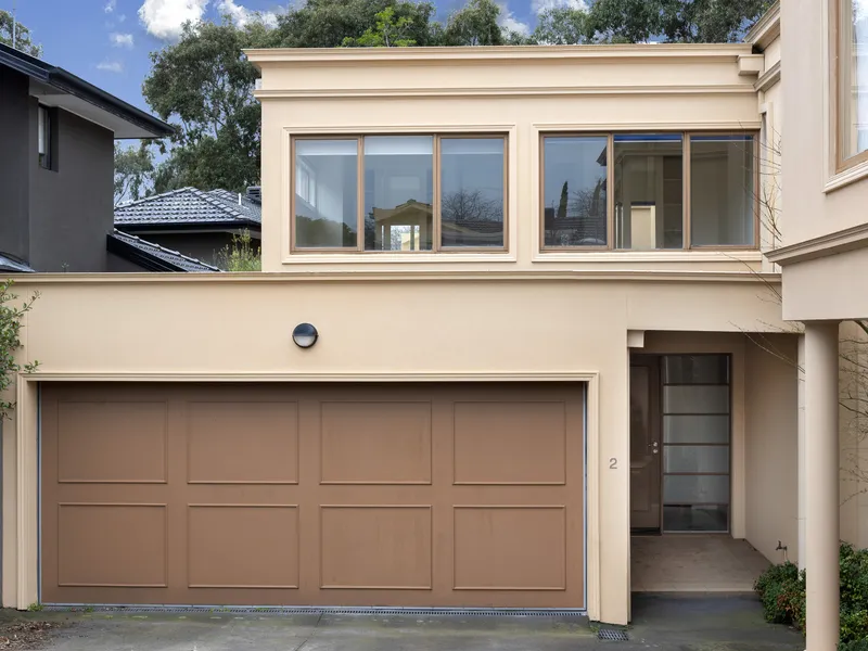 Beautifully presented unit has so much to offer