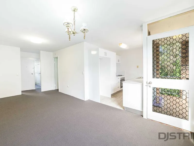 LOOKING FOR A LIFE AT THE BEACH? - Kirra beachside unit