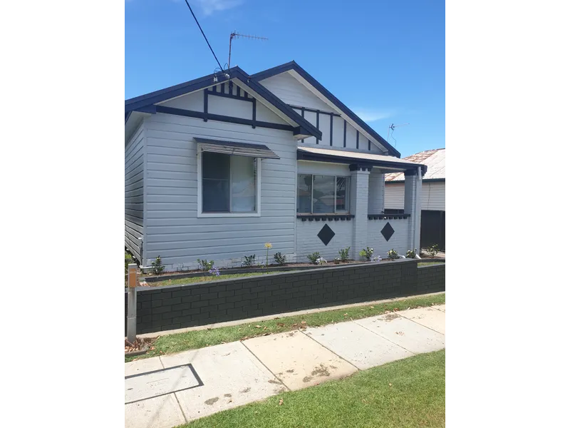 Fresh, Modern House In Premium Location With Rooms For Rent.