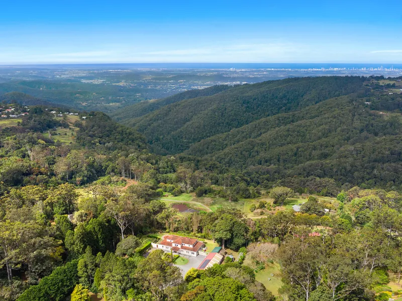 Ideal Lifestyle Property- Hidden Treasure -Spectacular views 
