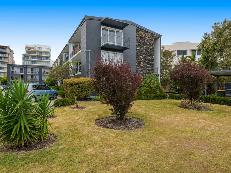 Renovated & Furnished Apartment