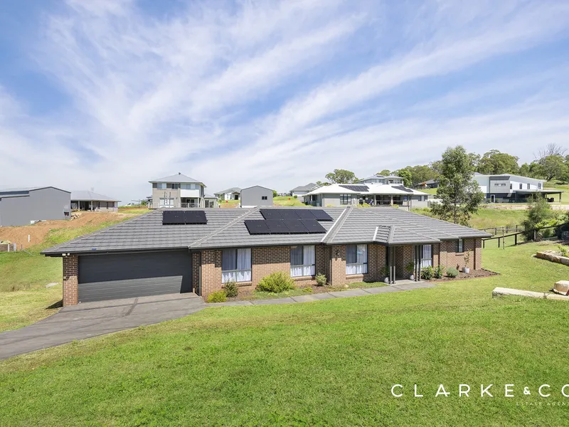 THE EPITOME OF MODERN COUNTRY LIVING!