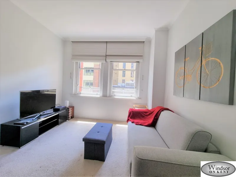 Fully Furnished Large 1 Bedroom Apartment in Sydney CBD