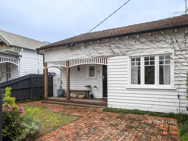 Sophistication, Space & Superb Locale