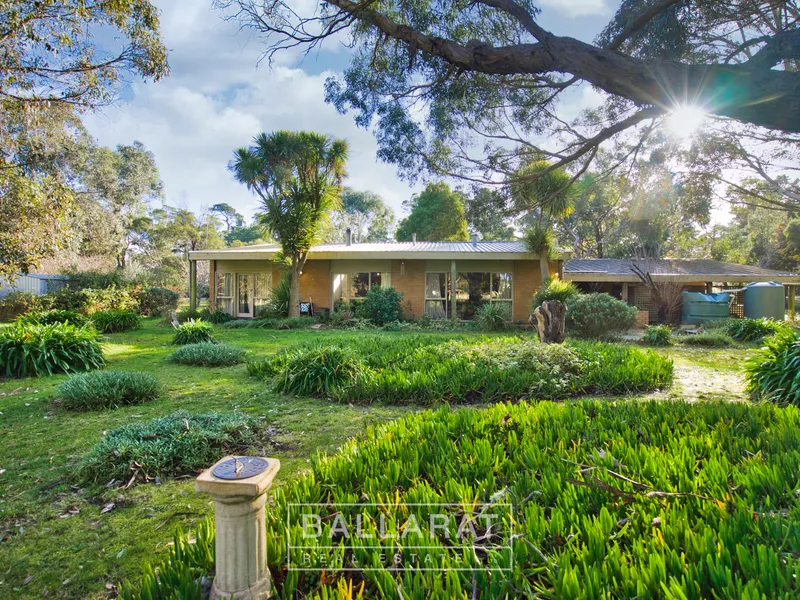 THREE BEDROOM HOME ON PICTRUESQUE 2.5 ACRES APPROX. 