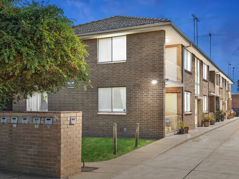 Charisma, Convenience, Kingsville