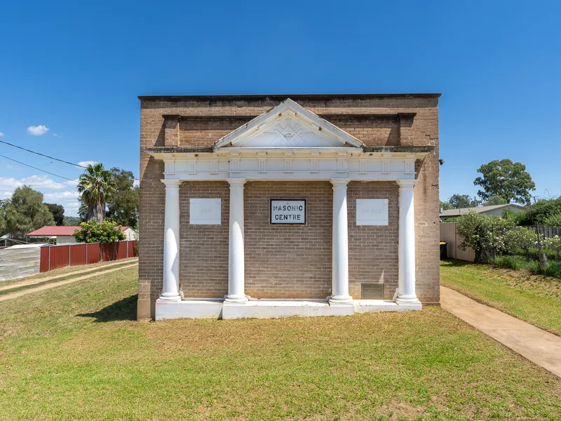 Masonic Lodge 1929 Double Brick