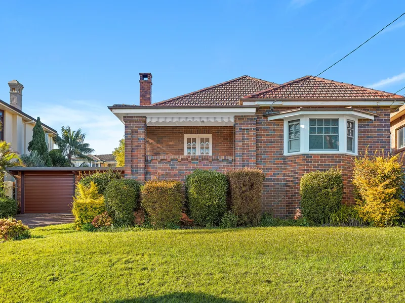 Extremely Well Maintained 2 Bedroom Family Home