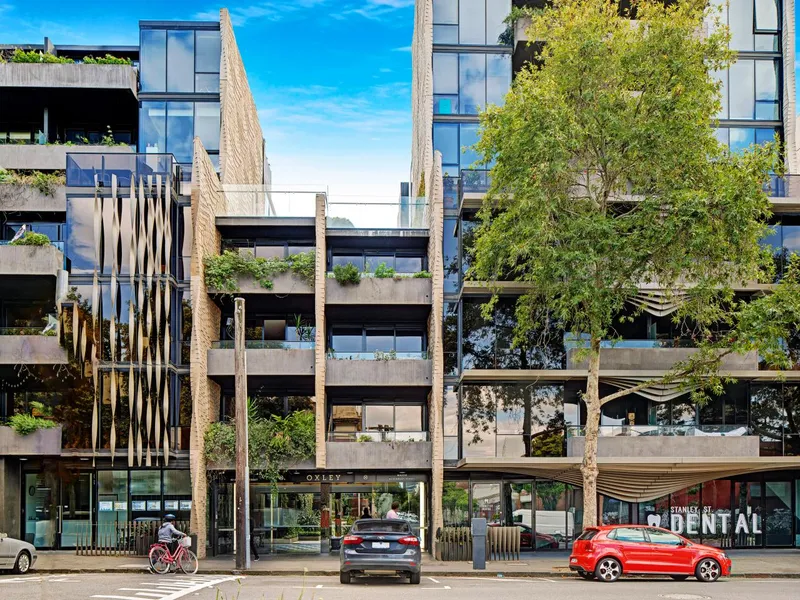 Two bedrooms & 2 Bathrooms $500pw Furnished option $540pw