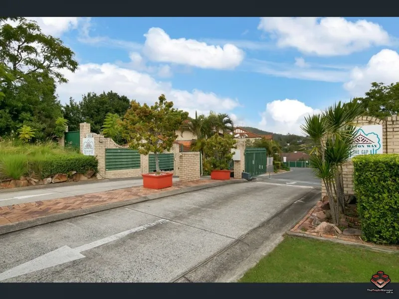 LARGE TOWNHOUSE IN SECURE GATED COMPLEX, RIGHT NEXT DOOR TO THE GAP STATE SCHOOLS, THE GAP