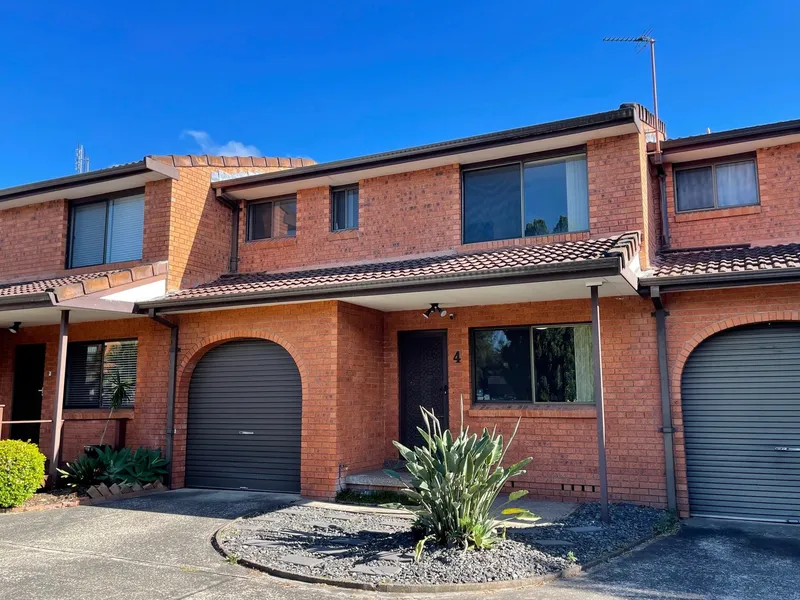 Central Location, light & spacious  