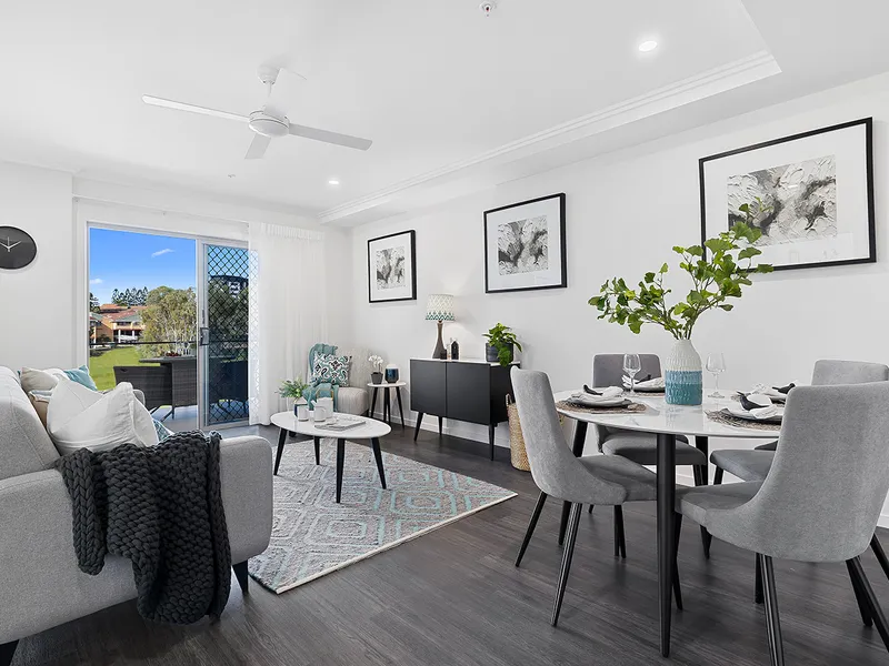 Luxury, three-bedroom apartment in Sinnamon Park