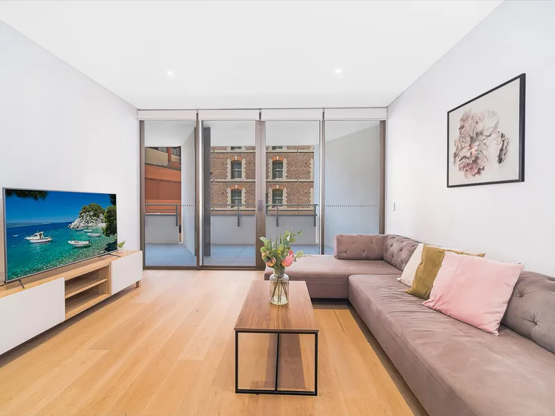 Fully Furnished Luxury Apartment