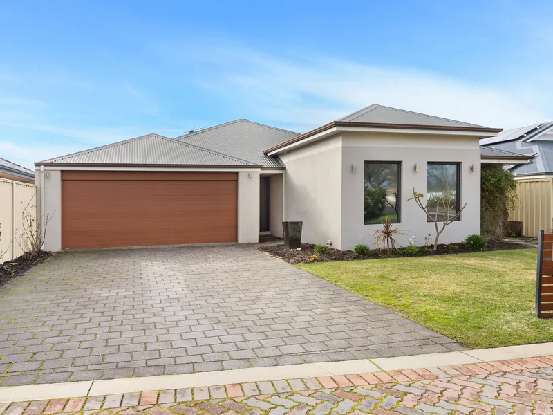 NEW TO THE MARKET! OPEN SAT 13TH AUGUST 11AM -11.30AM
