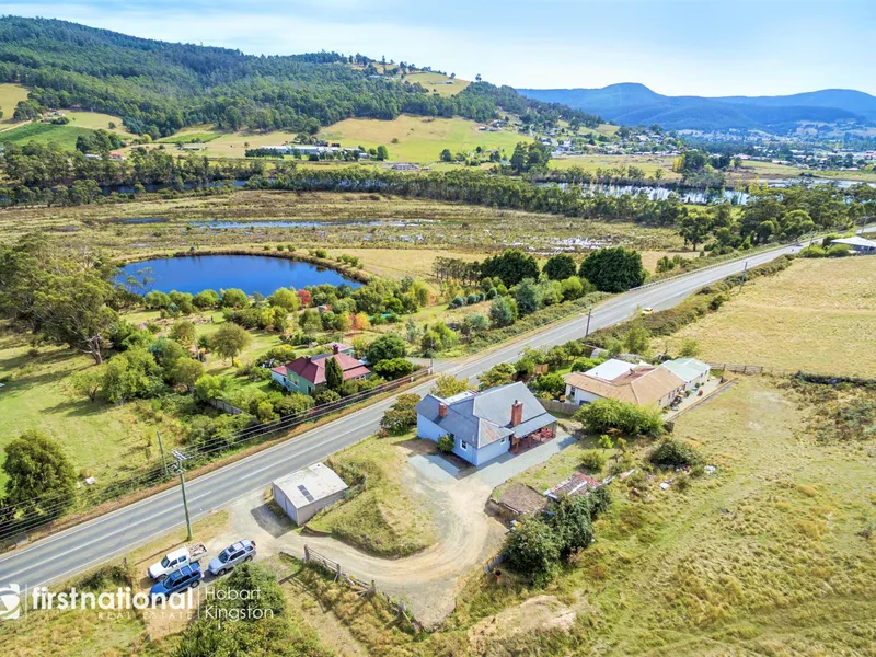 Charming Renovated Cottage 