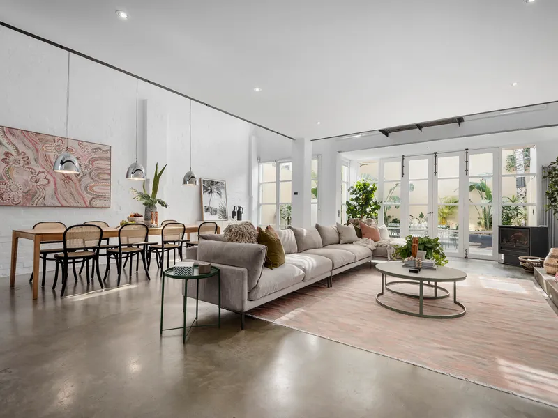 Sensational Warehouse Conversion