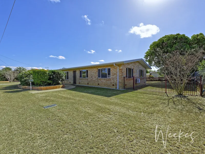 A QUALITY 70'S BRICK