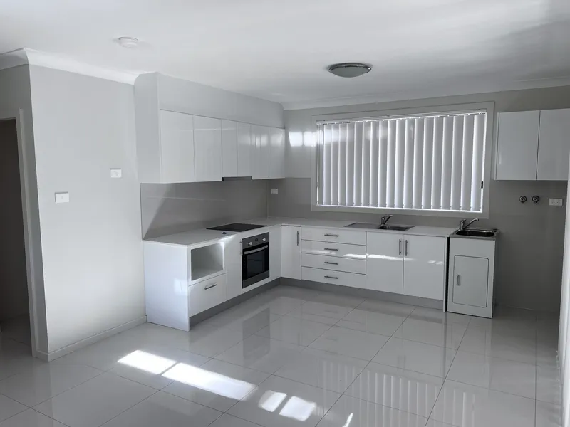 Beautiful New 2 Bedroom Granny Flat with Tranquility