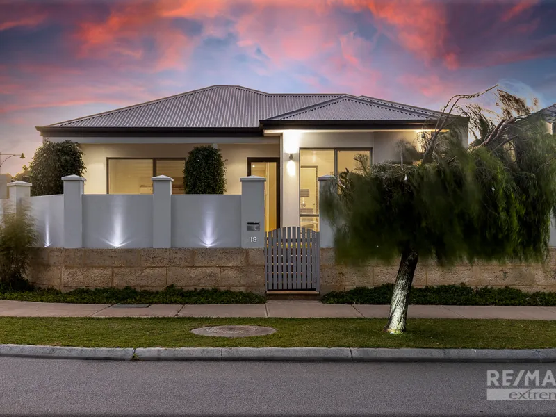 * UNDER OFFER * UNDER OFFER * UNDER OFFER *