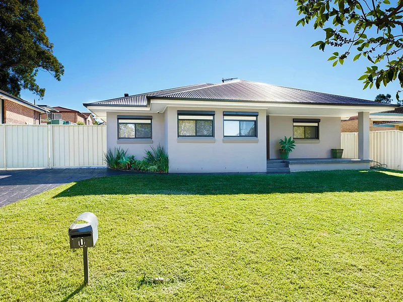 OPEN HOME TIME SATURDAY 12:00 PM- 12:30 PM