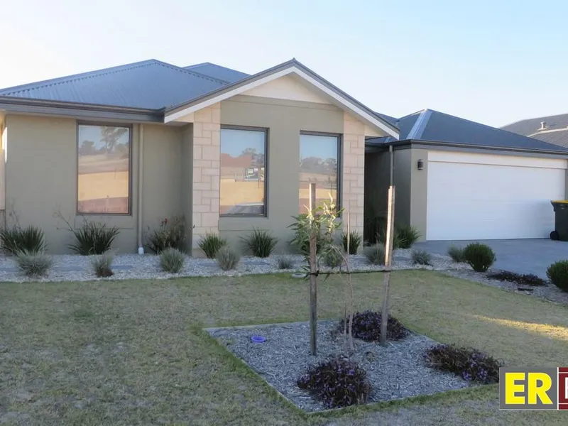 GREAT SIZED FAMILY HOME