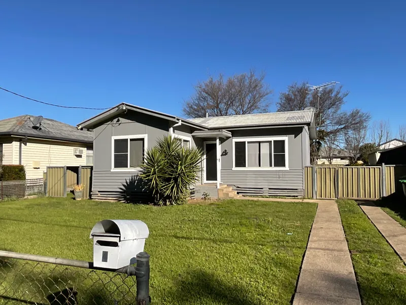 NEAT & TIDY THREE BEDROOM HOME