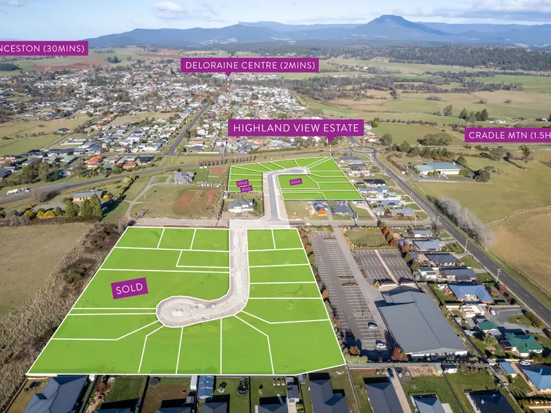 Deloraine's Premier Lifestyle Development!