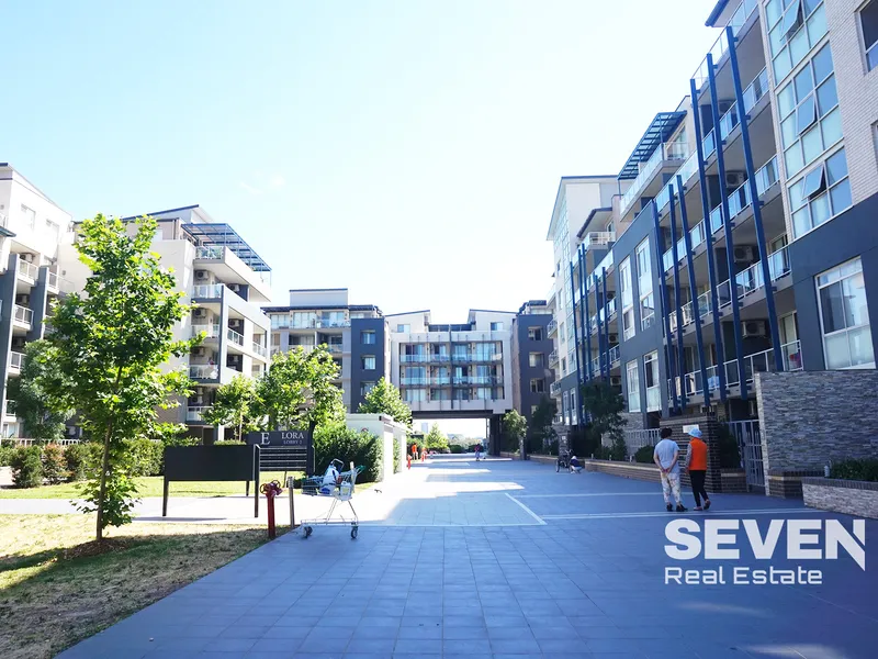 THREE BEDROOM + STUDY + HUGE COURT YARD