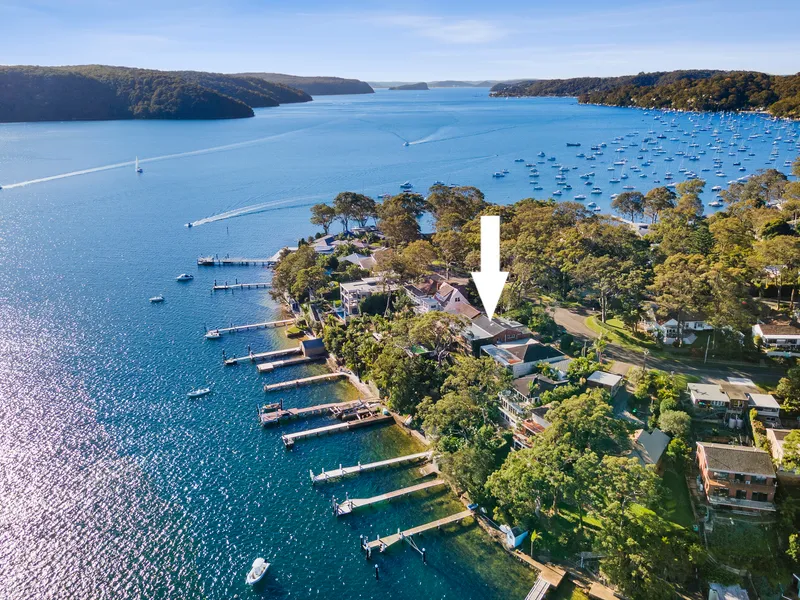 Deep Waterfront on Taylors Point