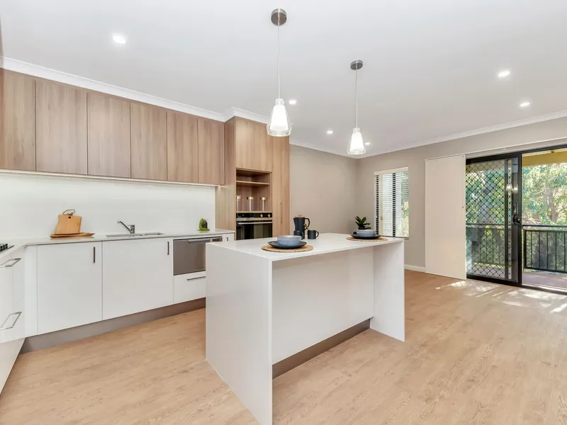 Immaculate, modern and nothing to do but move in and enjoy          