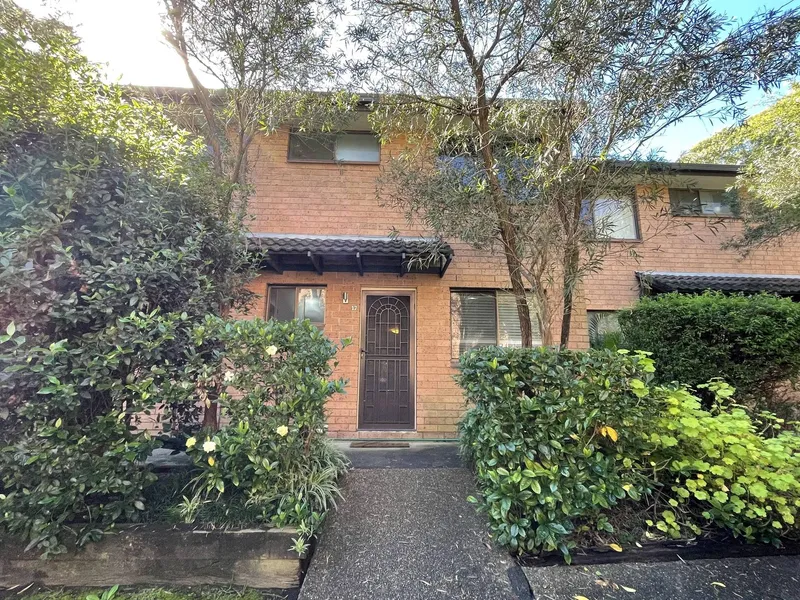 Relaxing Living, Beautiful Outlook & Absolute Convenience