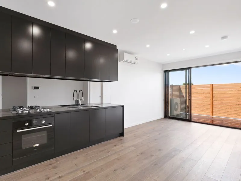 Sleek Upmarket 2 Bedroom Apartment!