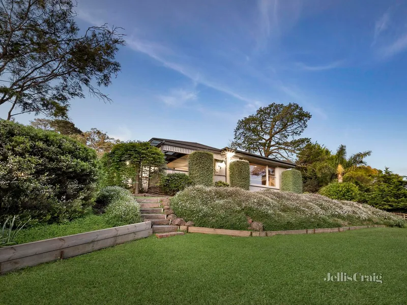 Unrivalled tree change to prized acre plus home