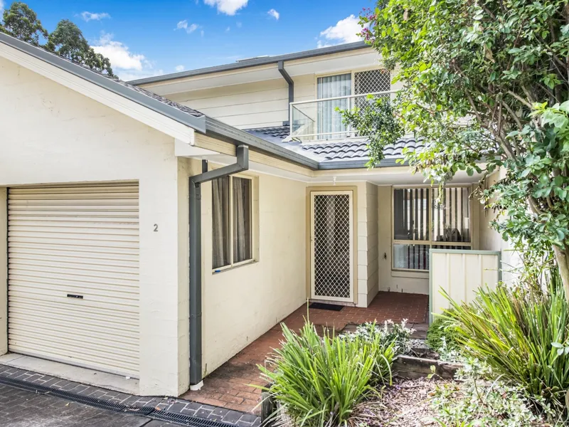 UNDER CONTRACT - Shop 'til You Drop.....Footsteps to Erina Fair!