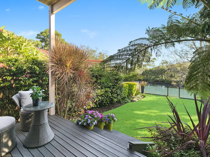 Sunlit duplex (Torrens Title) home with mesmerising river outlook