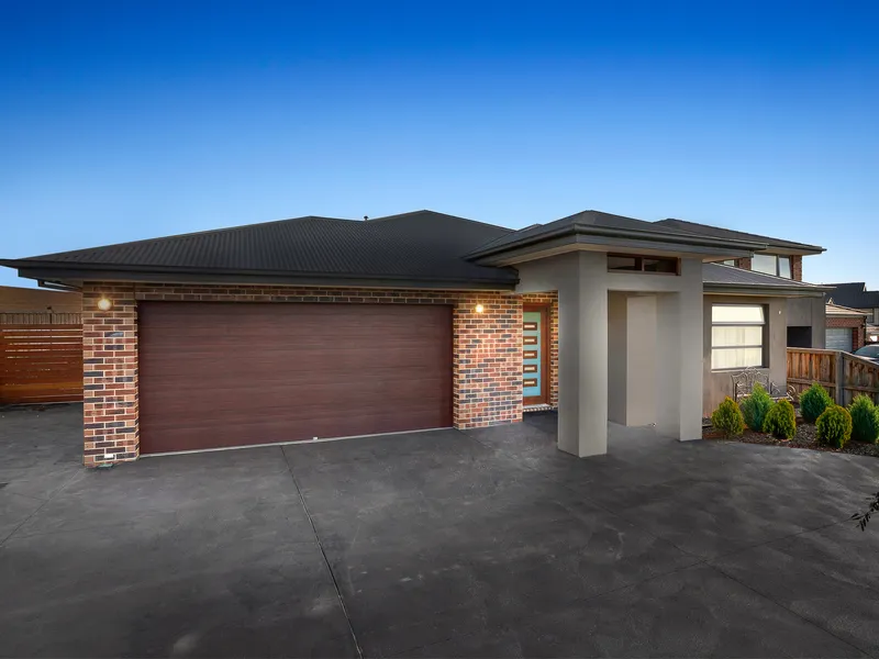 Near New Family Home with Side Access