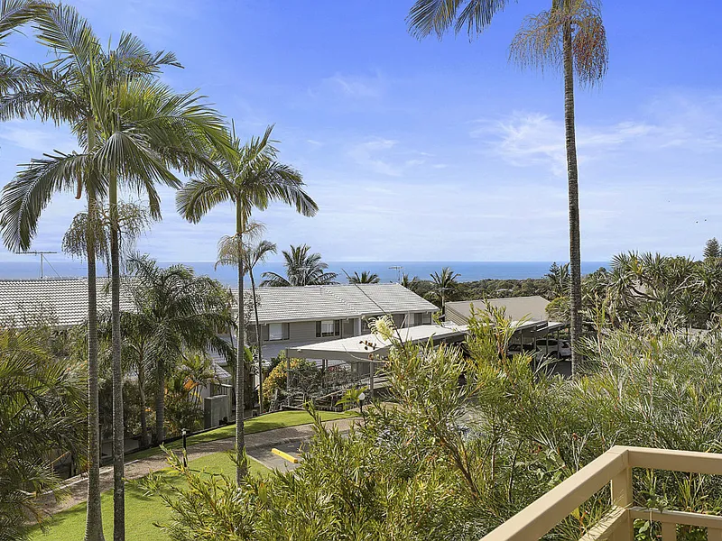 Middle Row Townhouse with Ocean Views