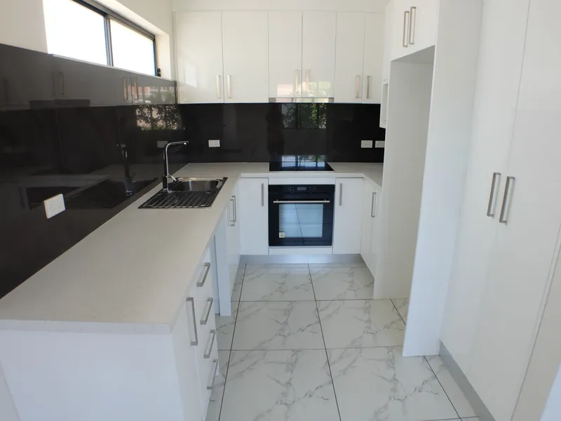 Near New Granny Flat 2 Bedroom For Rent