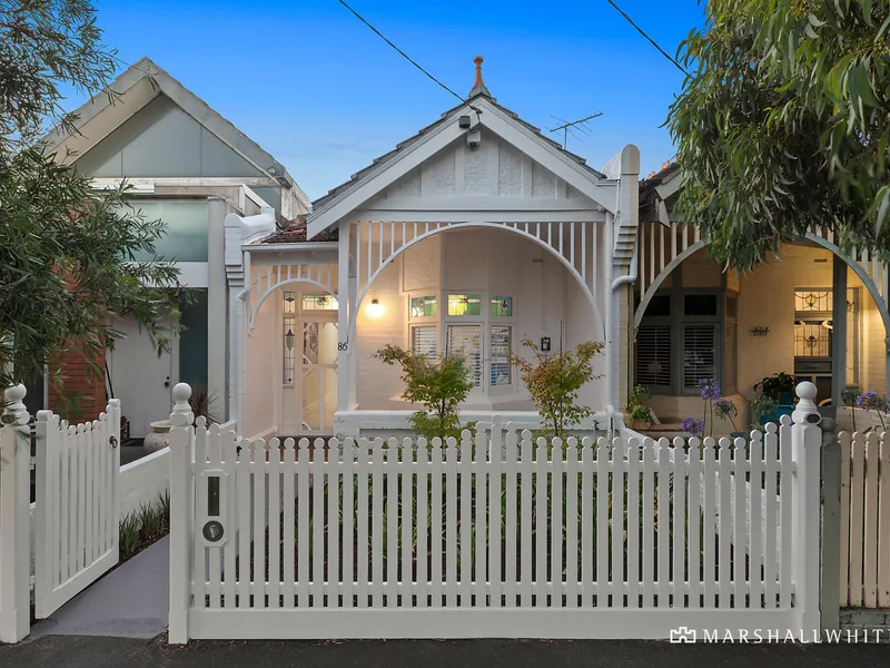 Enchanting Edwardian only Metres from the Beach