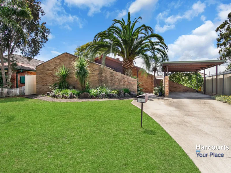 Versatile Convenient Family Home!