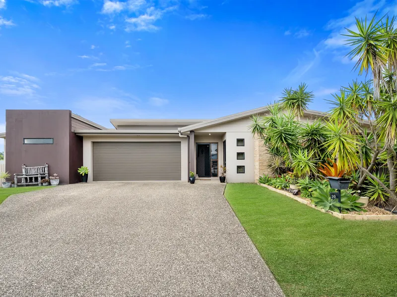 Live Your Dream near the Beach at 30 Slater Avenue, Blacks Beach!