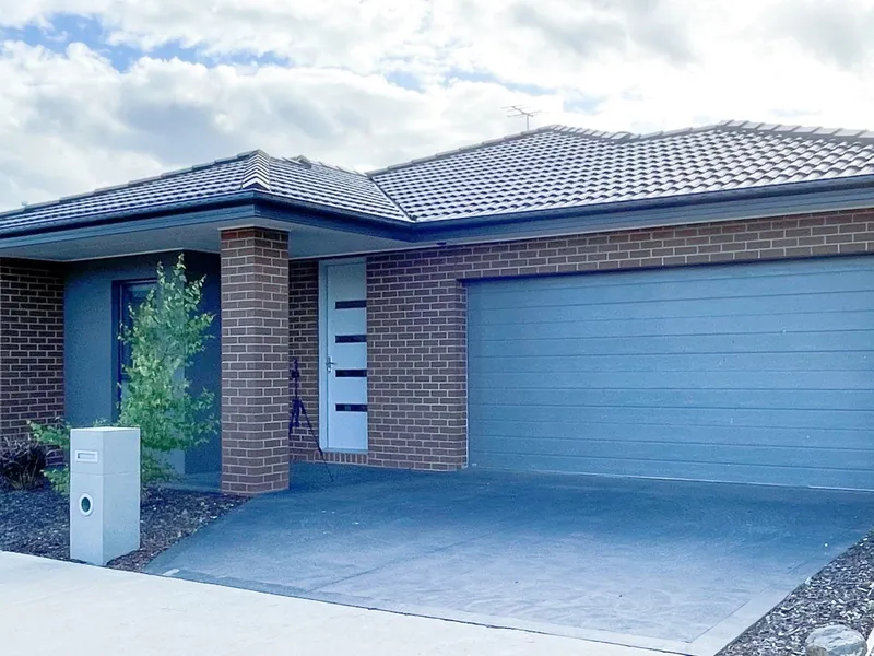A stunning family home in the Rothwell Estate.