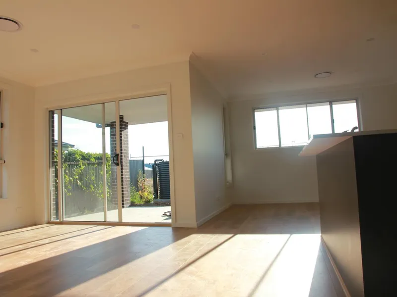 Brand New 4 Bedroom Hosue for Rent at Emerald Hills- Leppington