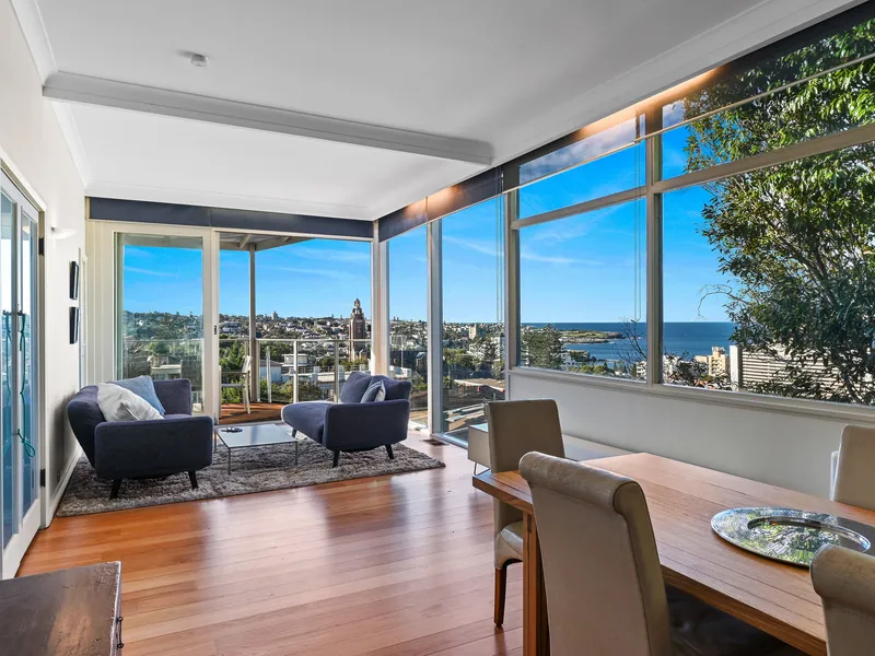 The Height Of Coastal Luxury With Glorious Views