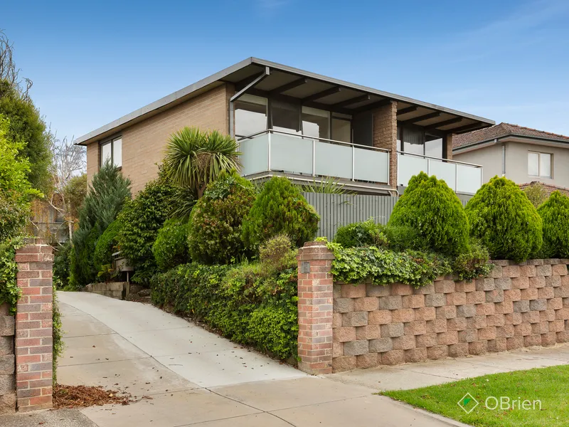 Seaside Lifestyle with Urban Appeal