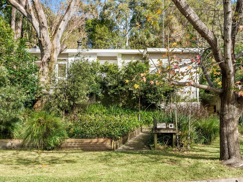 Leafy Three bedroom Home- $1200 per week